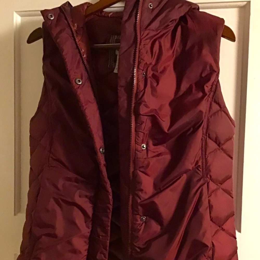 CAT Caterpillar womens vest medium puffer down